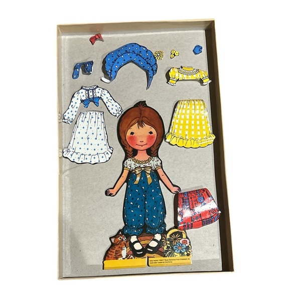 Holly Hobbie 1975 colorforms dress-up set - Picture 5 of 5